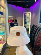 MALIBU BUCKET HAT *NO STRAP* (WHITE) varkomz